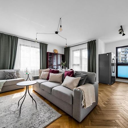 Skierniewicka Apt - Parking, Workspace, Balcony - By Rentujemy Warsaw Exterior photo
