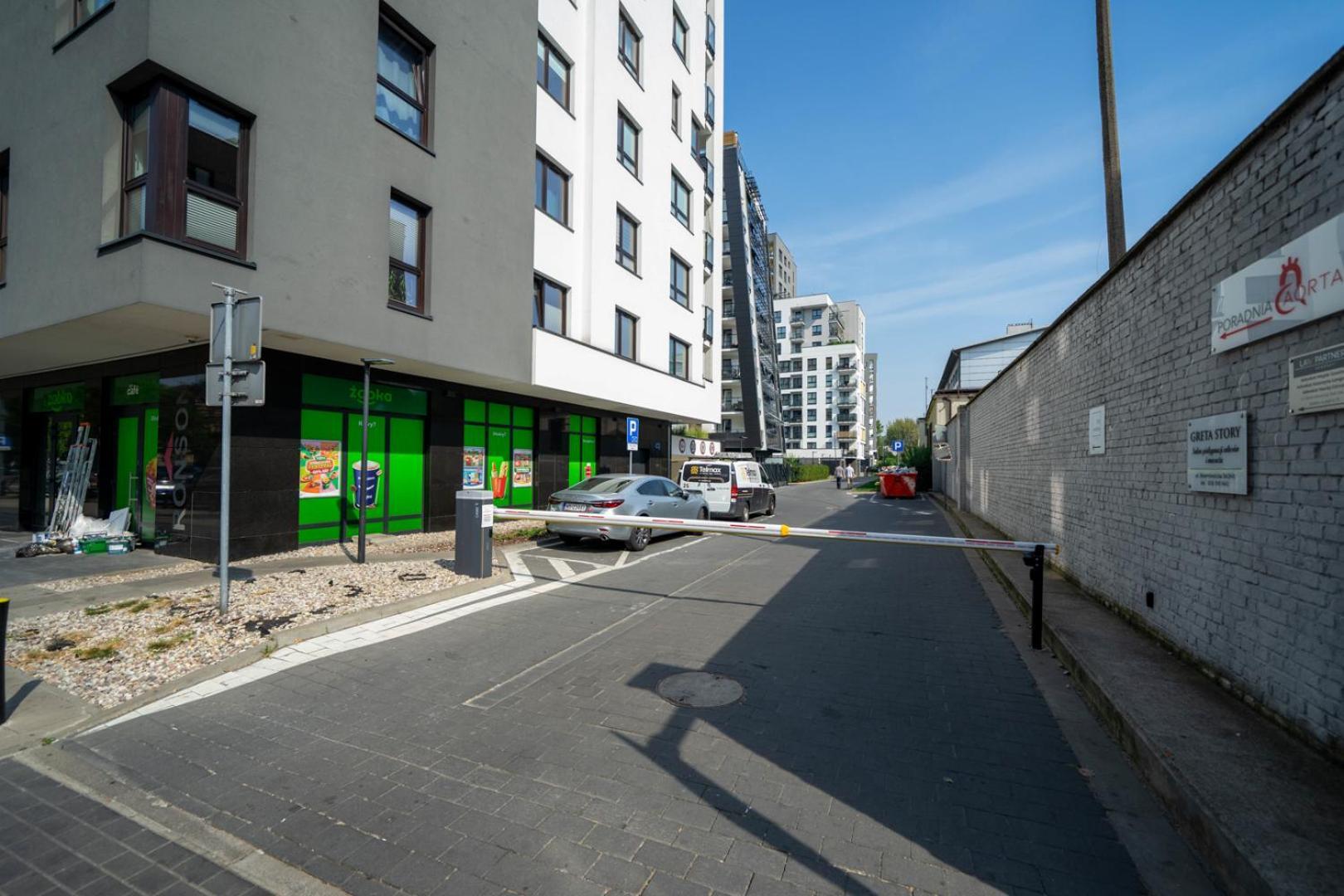 Skierniewicka Apt - Parking, Workspace, Balcony - By Rentujemy Warsaw Exterior photo