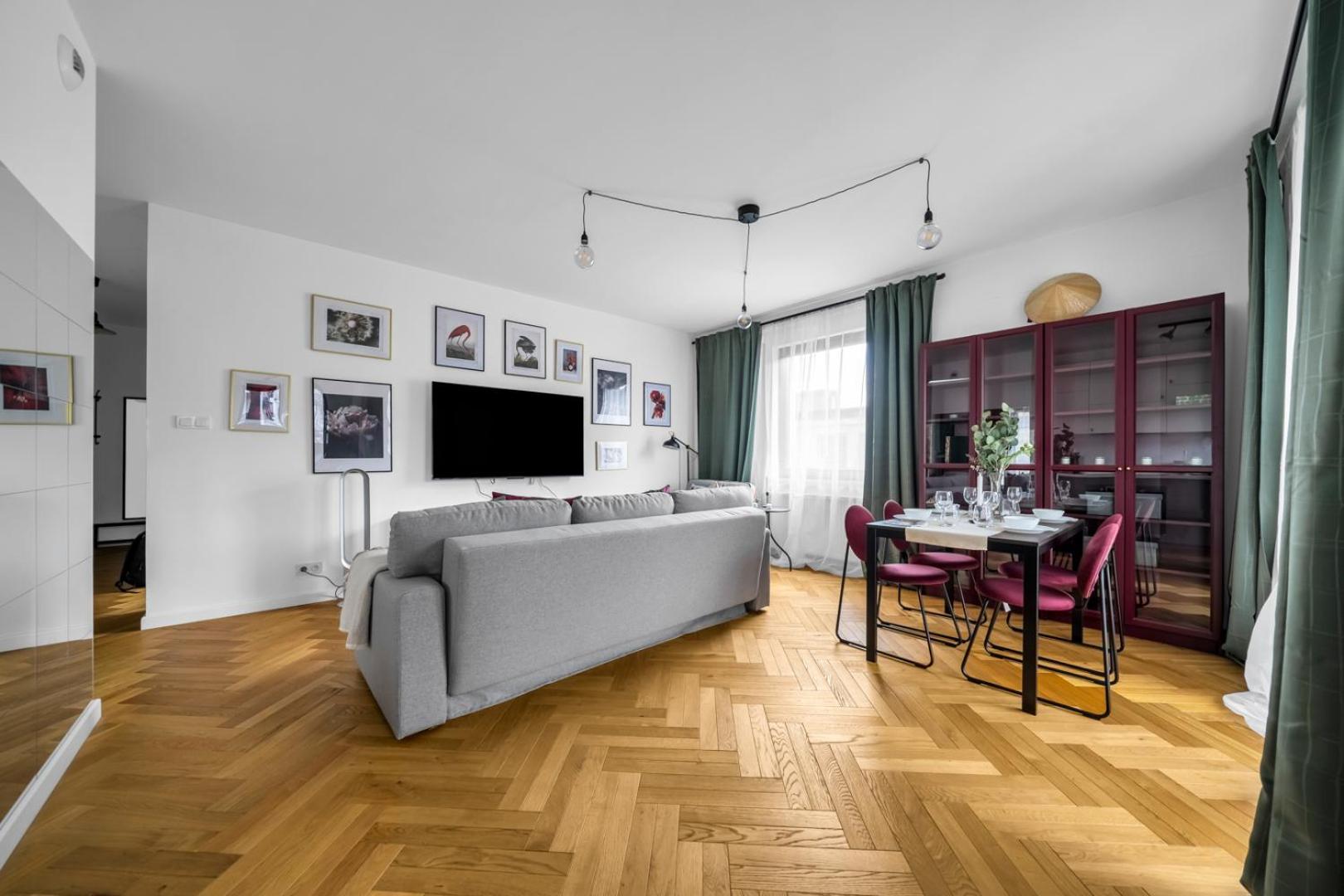 Skierniewicka Apt - Parking, Workspace, Balcony - By Rentujemy Warsaw Exterior photo