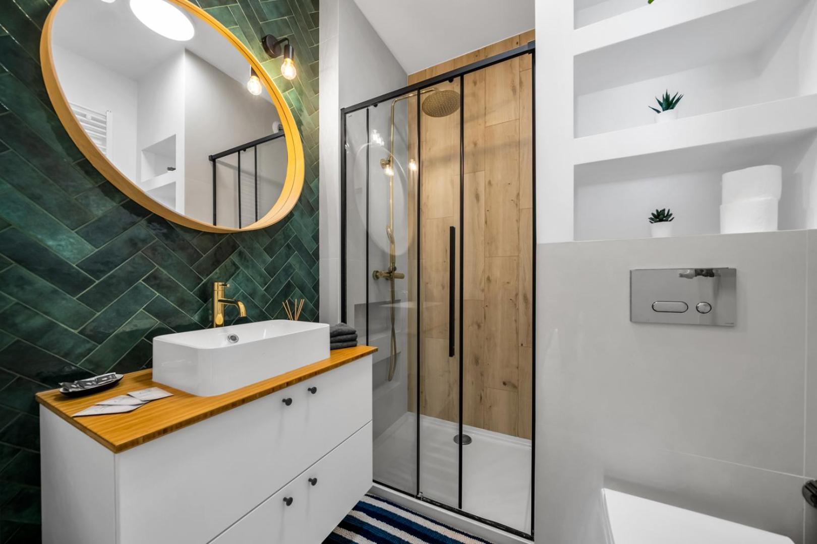 Skierniewicka Apt - Parking, Workspace, Balcony - By Rentujemy Warsaw Exterior photo
