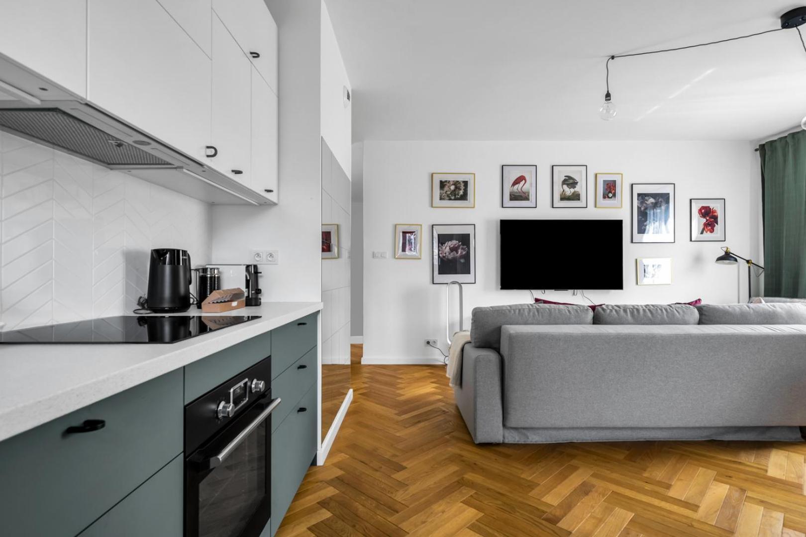 Skierniewicka Apt - Parking, Workspace, Balcony - By Rentujemy Warsaw Exterior photo